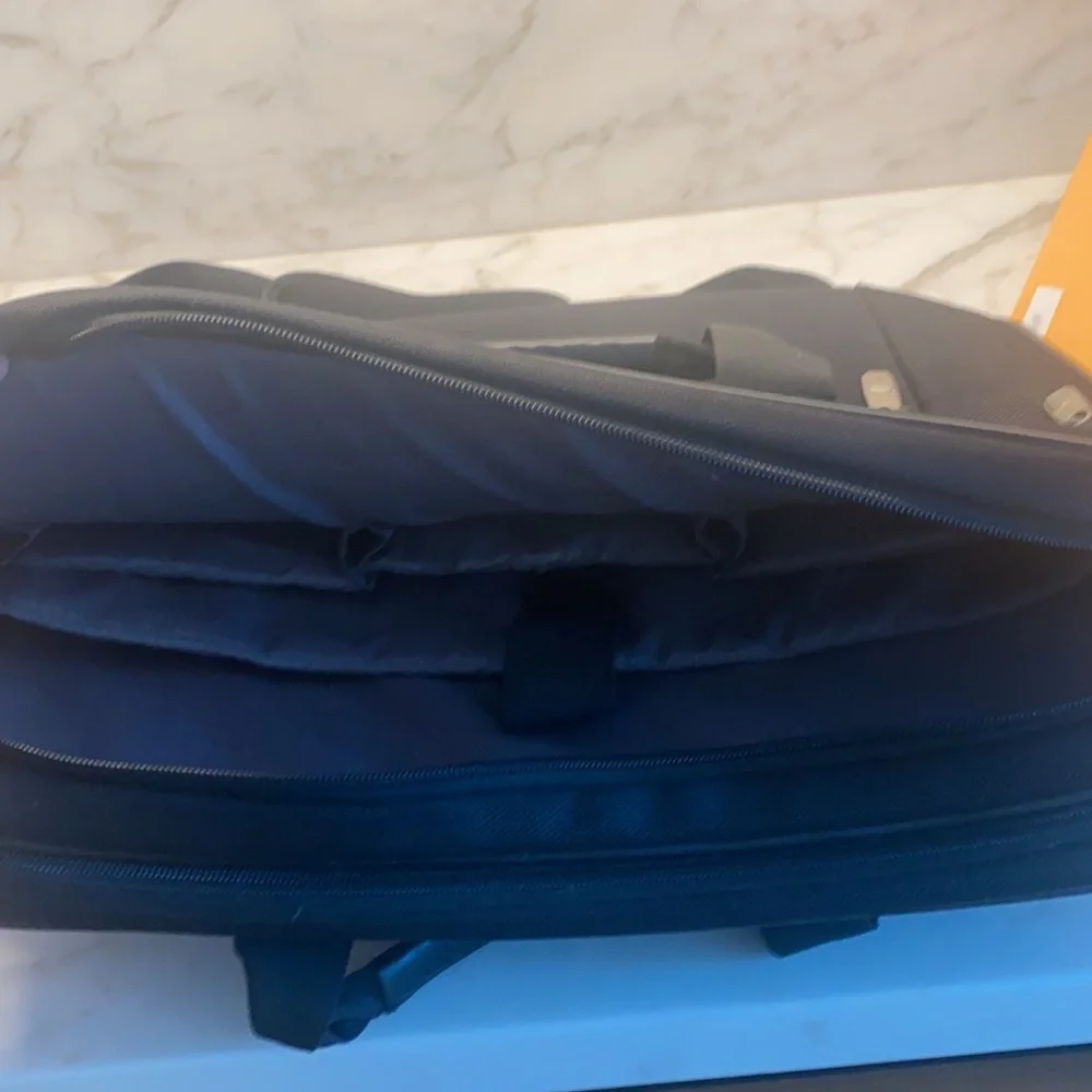 Men's Samsonite Briefcase / Laptop / Travel Bag - Picture 9 of 11